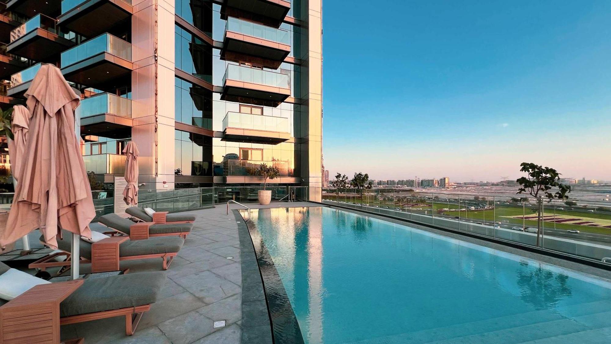 Modern 1-bedroom With Stunning Burj Khalifa And Views Apartment