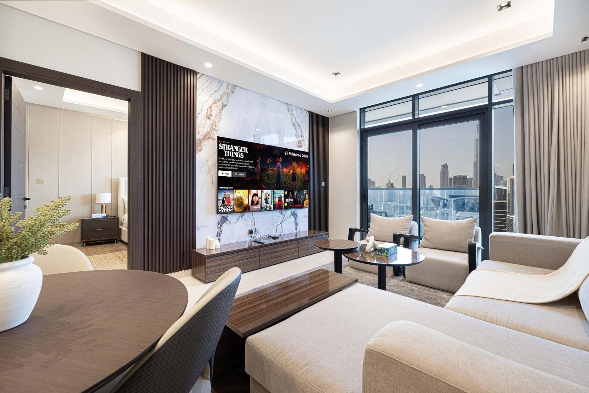 Modern 1-bedroom With Stunning Burj Khalifa And Views Apartment